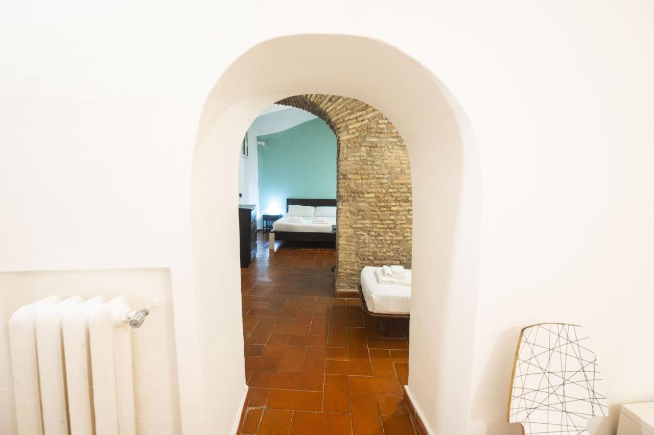 Campo De Fiori Grotto Apartment Рим Экстерьер фото